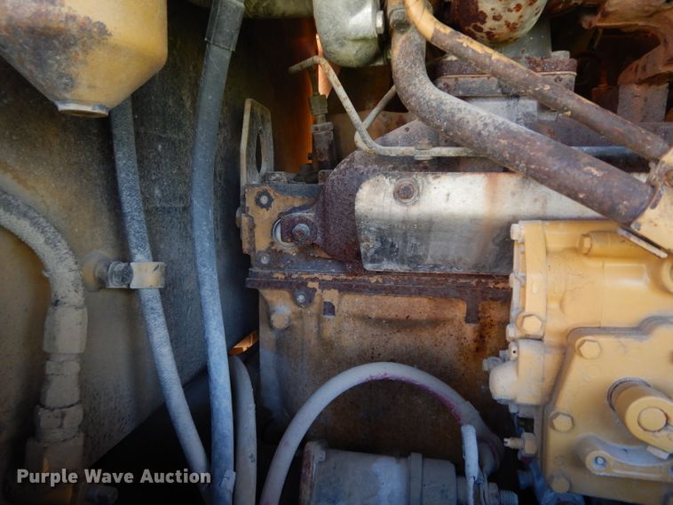 image for item DF4227 1987 Caterpillar 120  motor grader