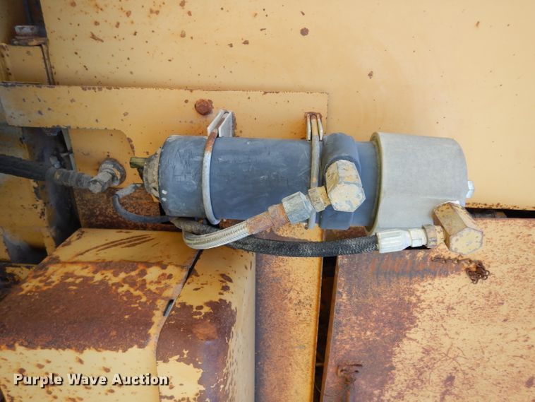 image for item DF4227 1987 Caterpillar 120  motor grader