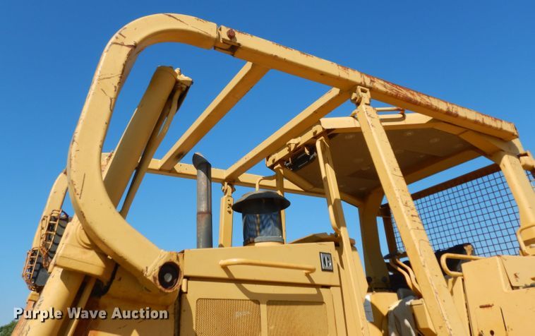 image for item DF4228 1990 Caterpillar D6H  dozer