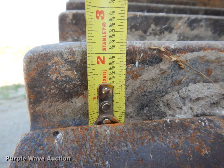 image for item DF4228 1990 Caterpillar D6H  dozer