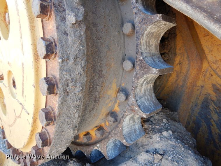 image for item DF4228 1990 Caterpillar D6H  dozer