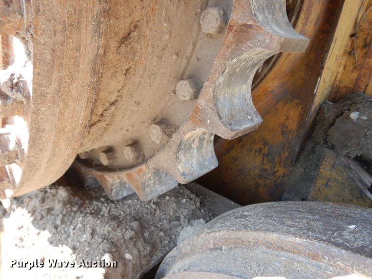 image for item DF4228 1990 Caterpillar D6H  dozer