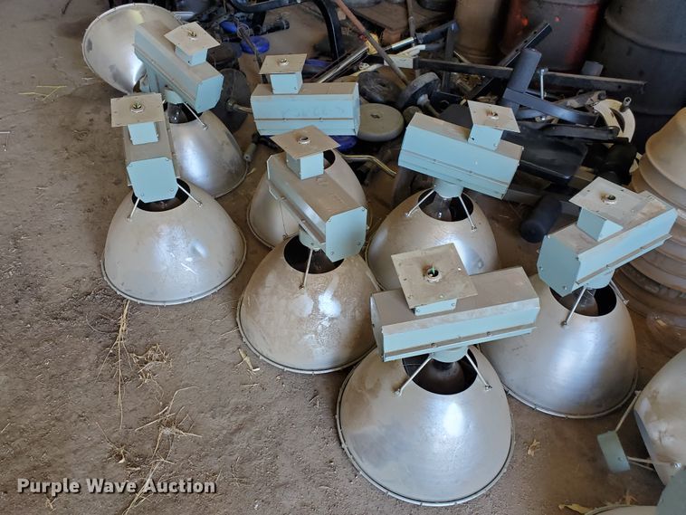 image for item DF7485 Gymnasium light fixtures