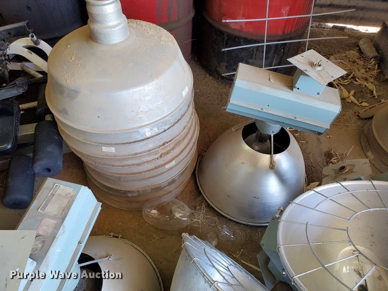 image for item DF7485 Gymnasium light fixtures