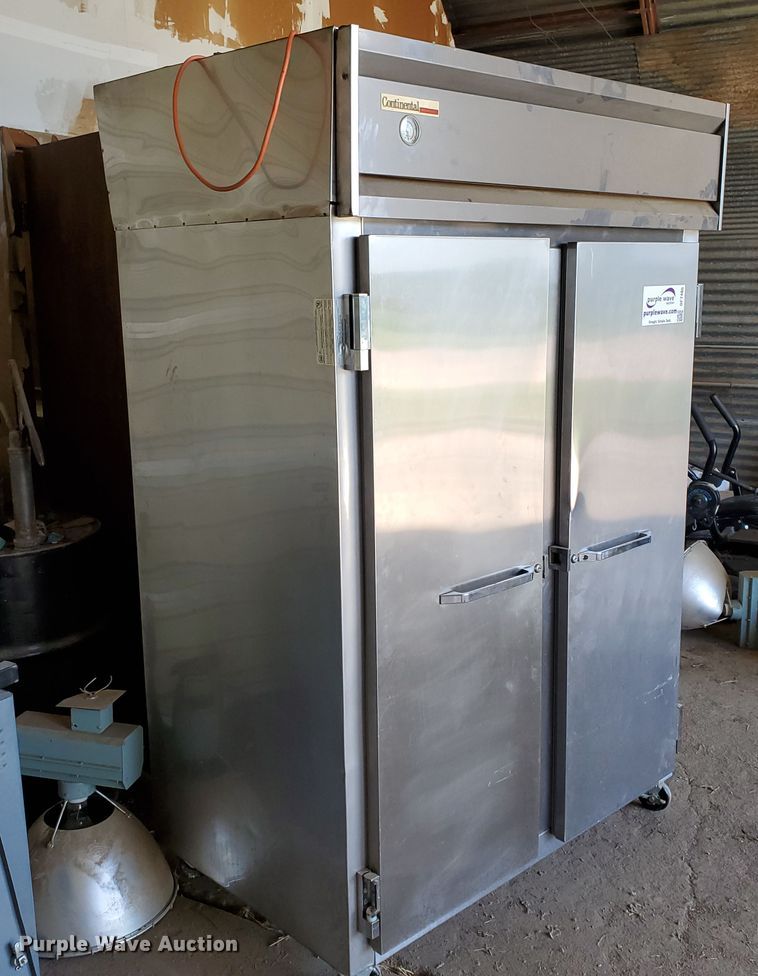 image for item DF7486 Continental 2R refrigerator