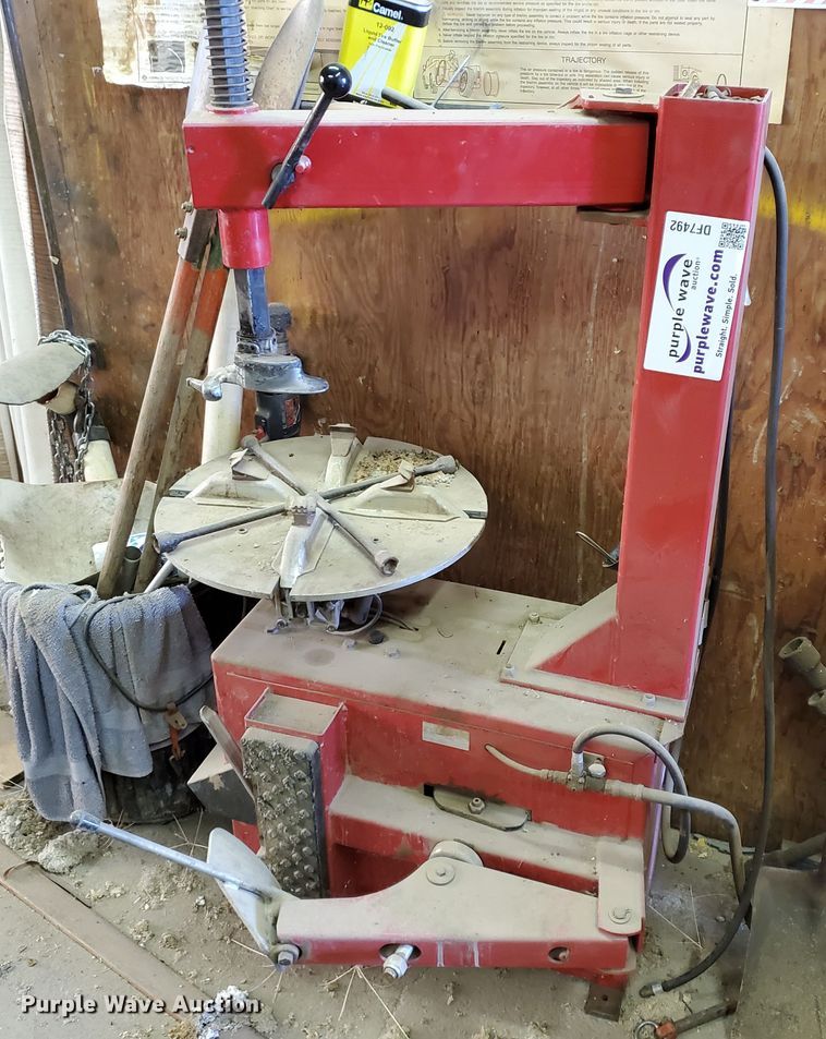 image for item DF7492 Coats RC-1 tire machine