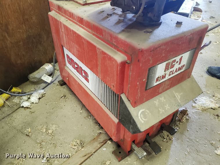 image for item DF7492 Coats RC-1 tire machine