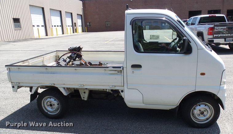 image for item DG1951 2002 Suzuki  mini truck