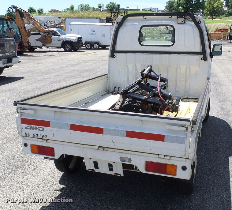 image for item DG1951 2002 Suzuki  mini truck