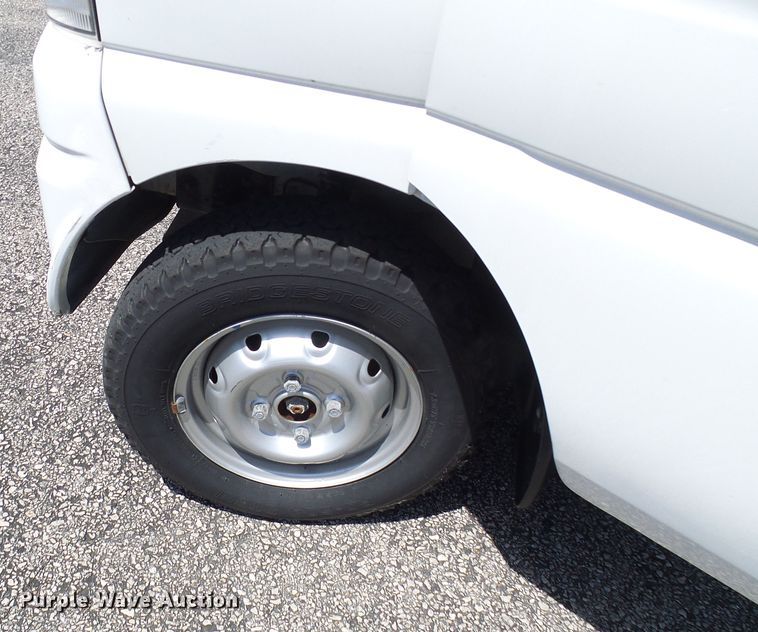 image for item DG1951 2002 Suzuki  mini truck