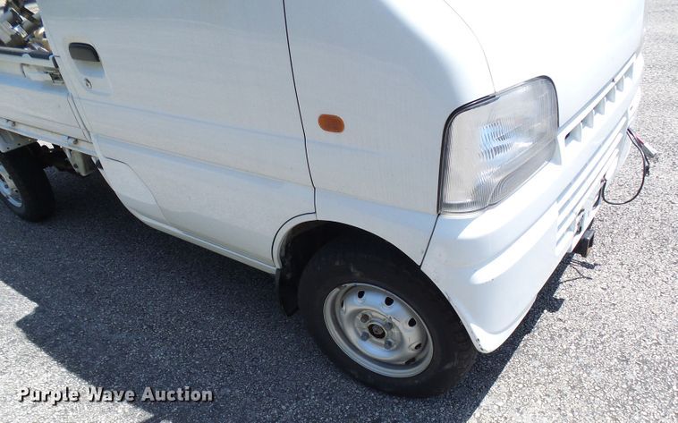 image for item DG1951 2002 Suzuki  mini truck