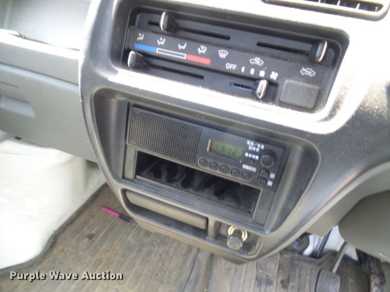 image for item DG1951 2002 Suzuki  mini truck