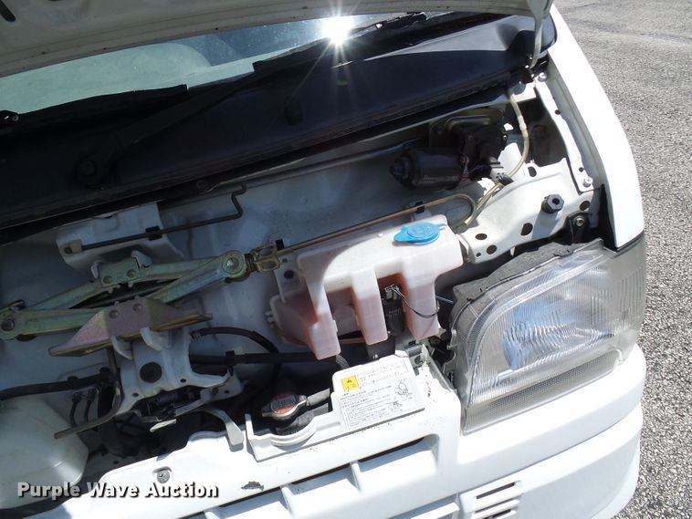 image for item DG1951 2002 Suzuki  mini truck