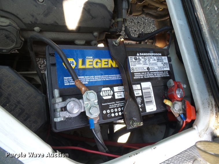 image for item DG1951 2002 Suzuki  mini truck