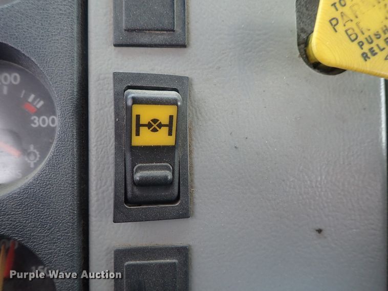 image for item DG2371 1996 Freightliner FL80 Pierce  fire truck