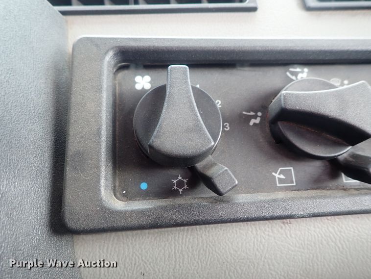 image for item DG2371 1996 Freightliner FL80 Pierce  fire truck