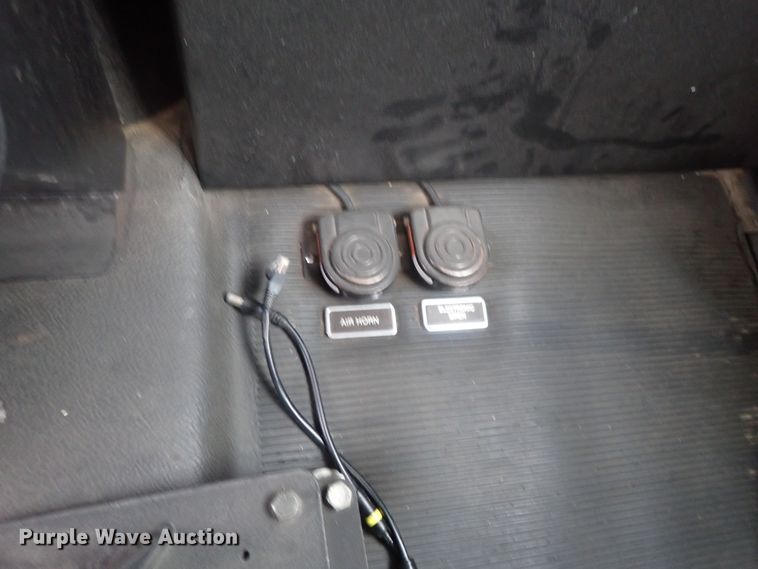 image for item DG2371 1996 Freightliner FL80 Pierce  fire truck