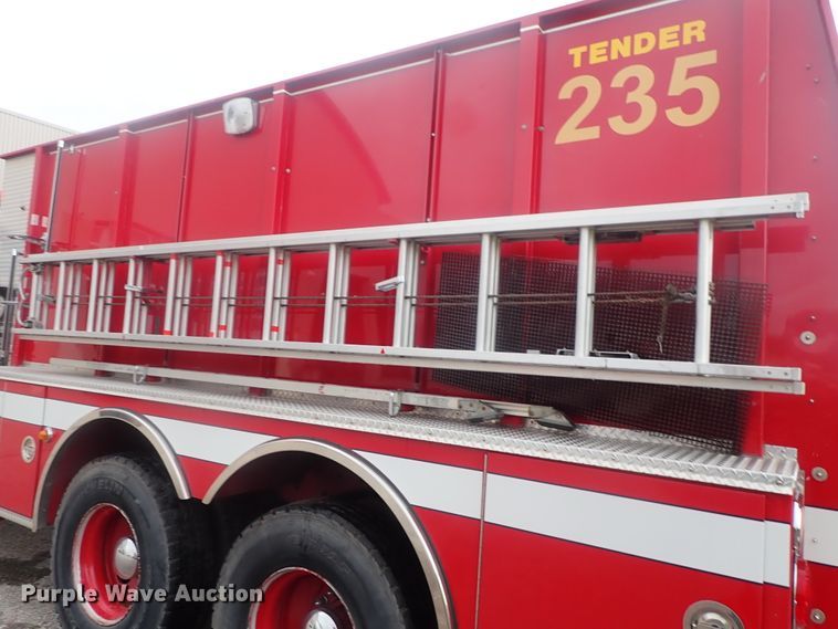 image for item DG2371 1996 Freightliner FL80 Pierce  fire truck