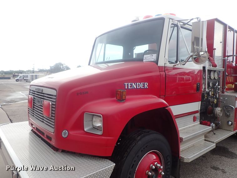 image for item DG2371 1996 Freightliner FL80 Pierce  fire truck