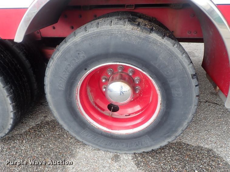 image for item DG2371 1996 Freightliner FL80 Pierce  fire truck