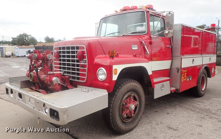 image for item DG2372 1978 Ford L8000  fire truck