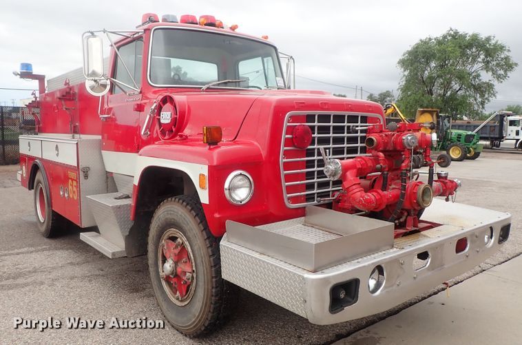 image for item DG2372 1978 Ford L8000  fire truck