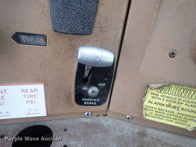 image for item DG2372 1978 Ford L8000  fire truck