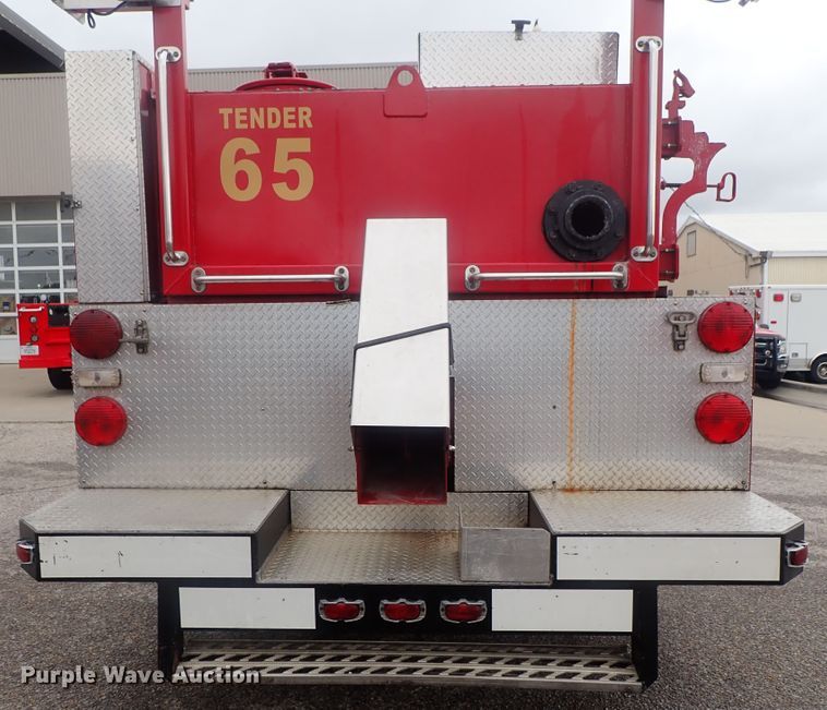 image for item DG2372 1978 Ford L8000  fire truck