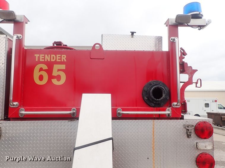 image for item DG2372 1978 Ford L8000  fire truck