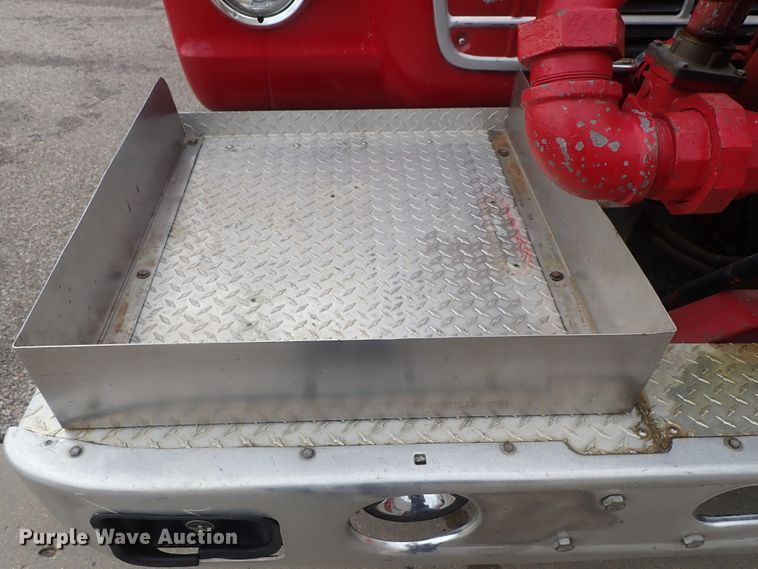 image for item DG2372 1978 Ford L8000  fire truck