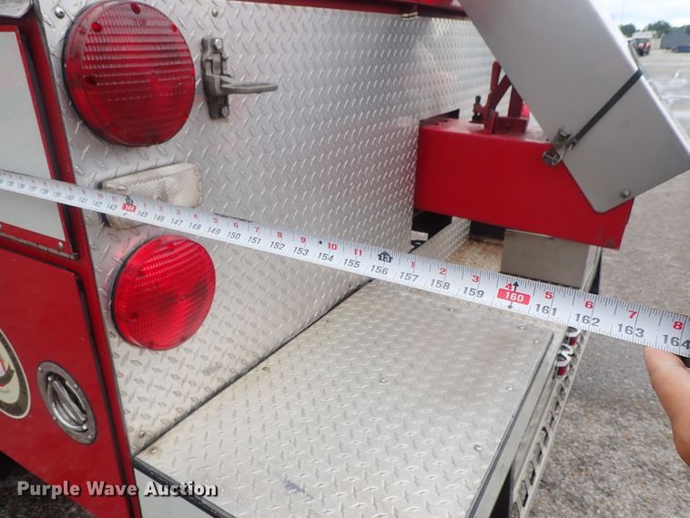 image for item DG2372 1978 Ford L8000  fire truck