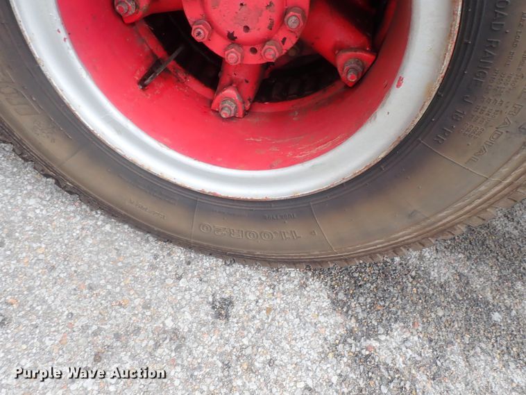 image for item DG2372 1978 Ford L8000  fire truck