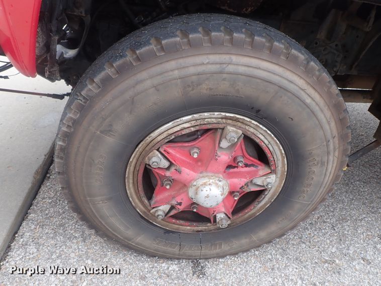 image for item DG2372 1978 Ford L8000  fire truck