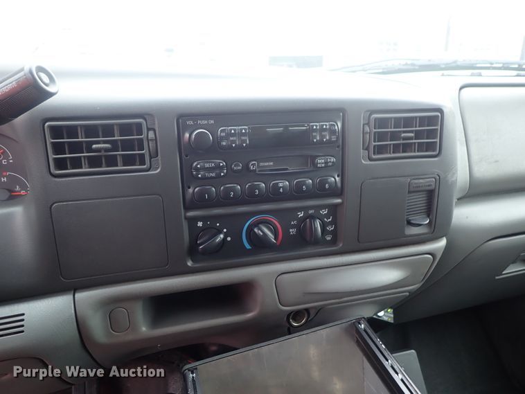 image for item DG2373 2002 Ford F550  Crew Cab brush fire truck