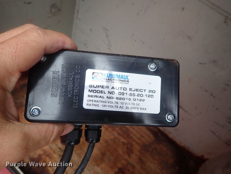 image for item DG2373 2002 Ford F550  Crew Cab brush fire truck