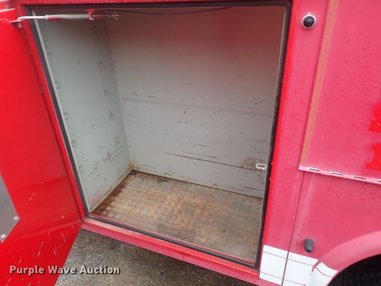 image for item DG2373 2002 Ford F550  Crew Cab brush fire truck