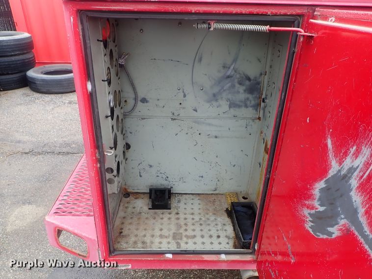 image for item DG2373 2002 Ford F550  Crew Cab brush fire truck