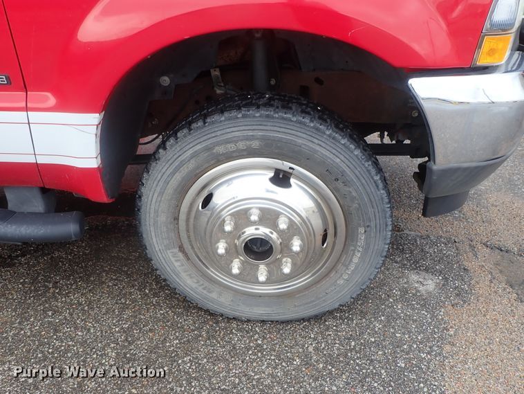 image for item DG2373 2002 Ford F550  Crew Cab brush fire truck