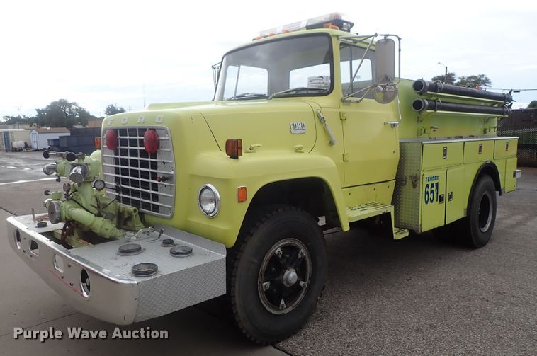 image for item DG2374 1978 Ford L8000  fire truck