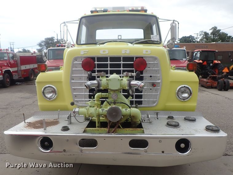 image for item DG2374 1978 Ford L8000  fire truck