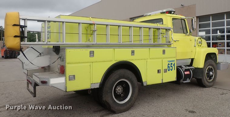 image for item DG2374 1978 Ford L8000  fire truck
