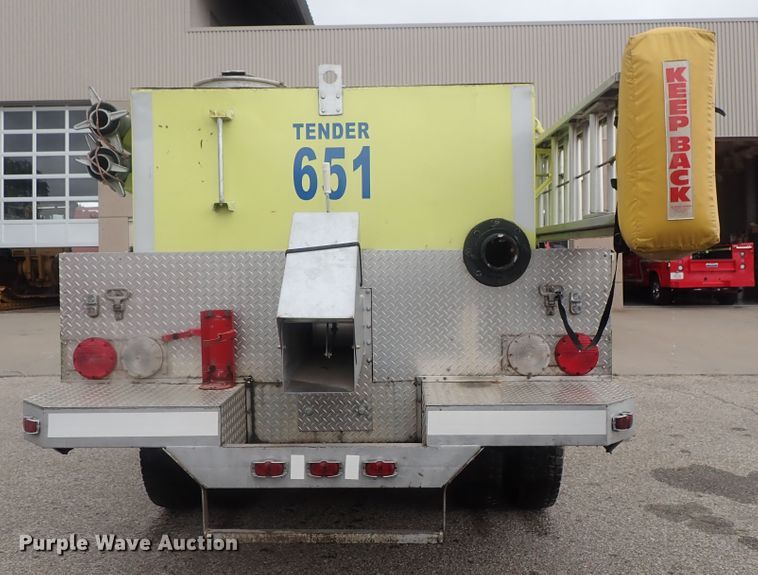 image for item DG2374 1978 Ford L8000  fire truck