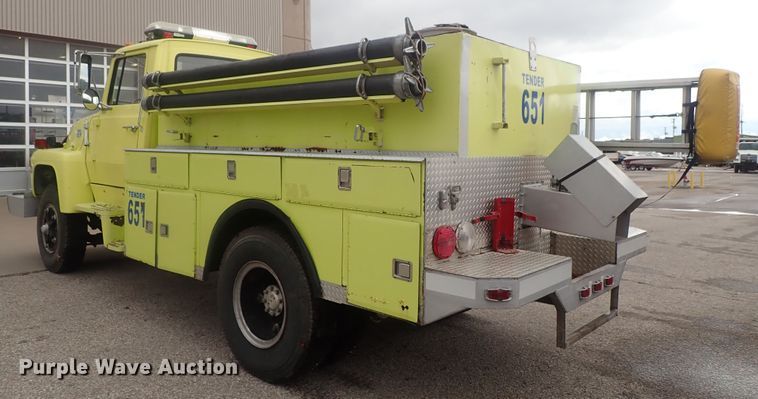 image for item DG2374 1978 Ford L8000  fire truck