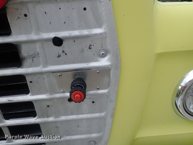 image for item DG2374 1978 Ford L8000  fire truck