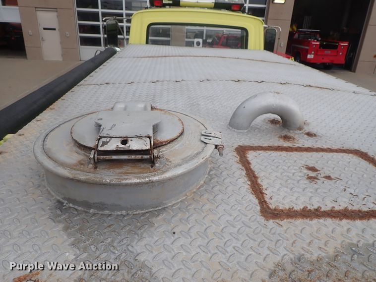 image for item DG2374 1978 Ford L8000  fire truck