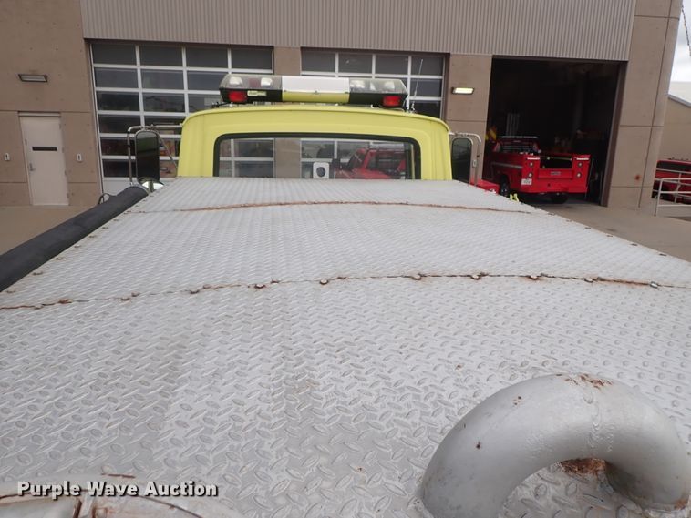 image for item DG2374 1978 Ford L8000  fire truck