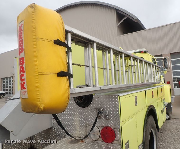 image for item DG2374 1978 Ford L8000  fire truck