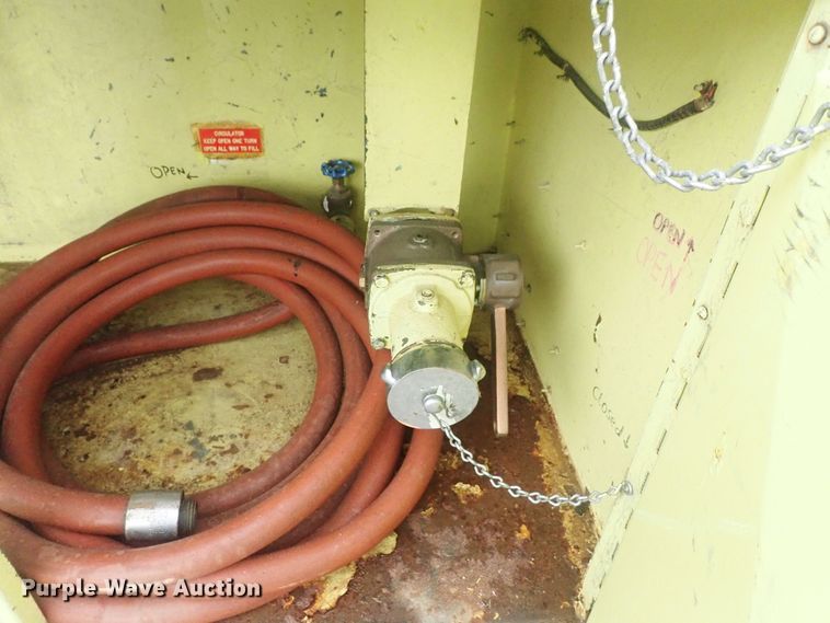 image for item DG2374 1978 Ford L8000  fire truck