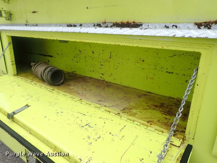 image for item DG2374 1978 Ford L8000  fire truck