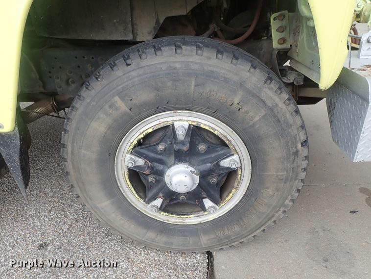 image for item DG2374 1978 Ford L8000  fire truck